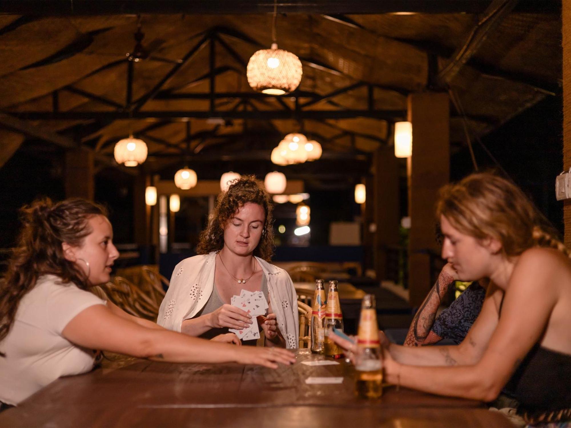 Madpackers Goa Anjuna - Bar Buitenkant foto