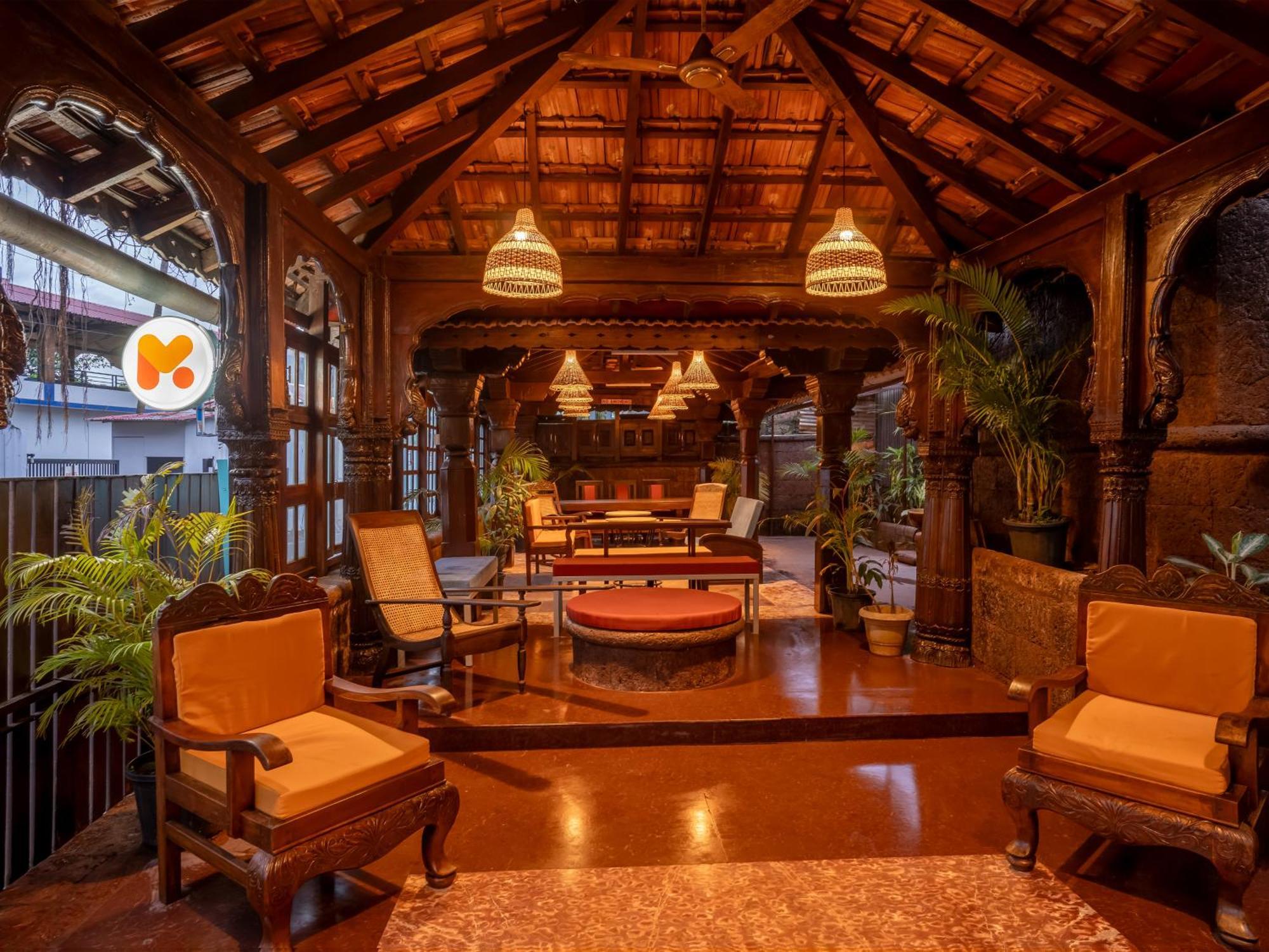 Madpackers Goa Anjuna - Bar Buitenkant foto