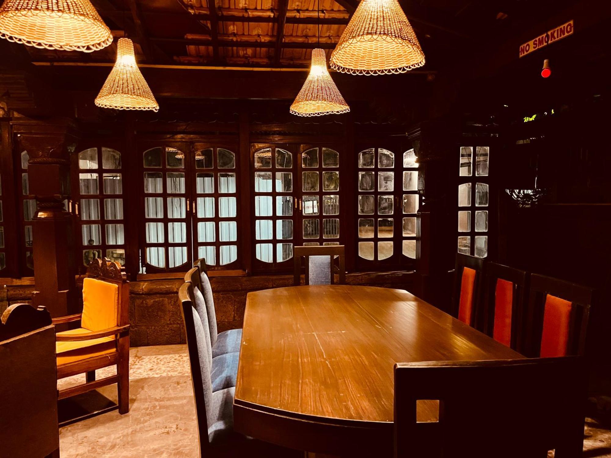 Madpackers Goa Anjuna - Bar Buitenkant foto