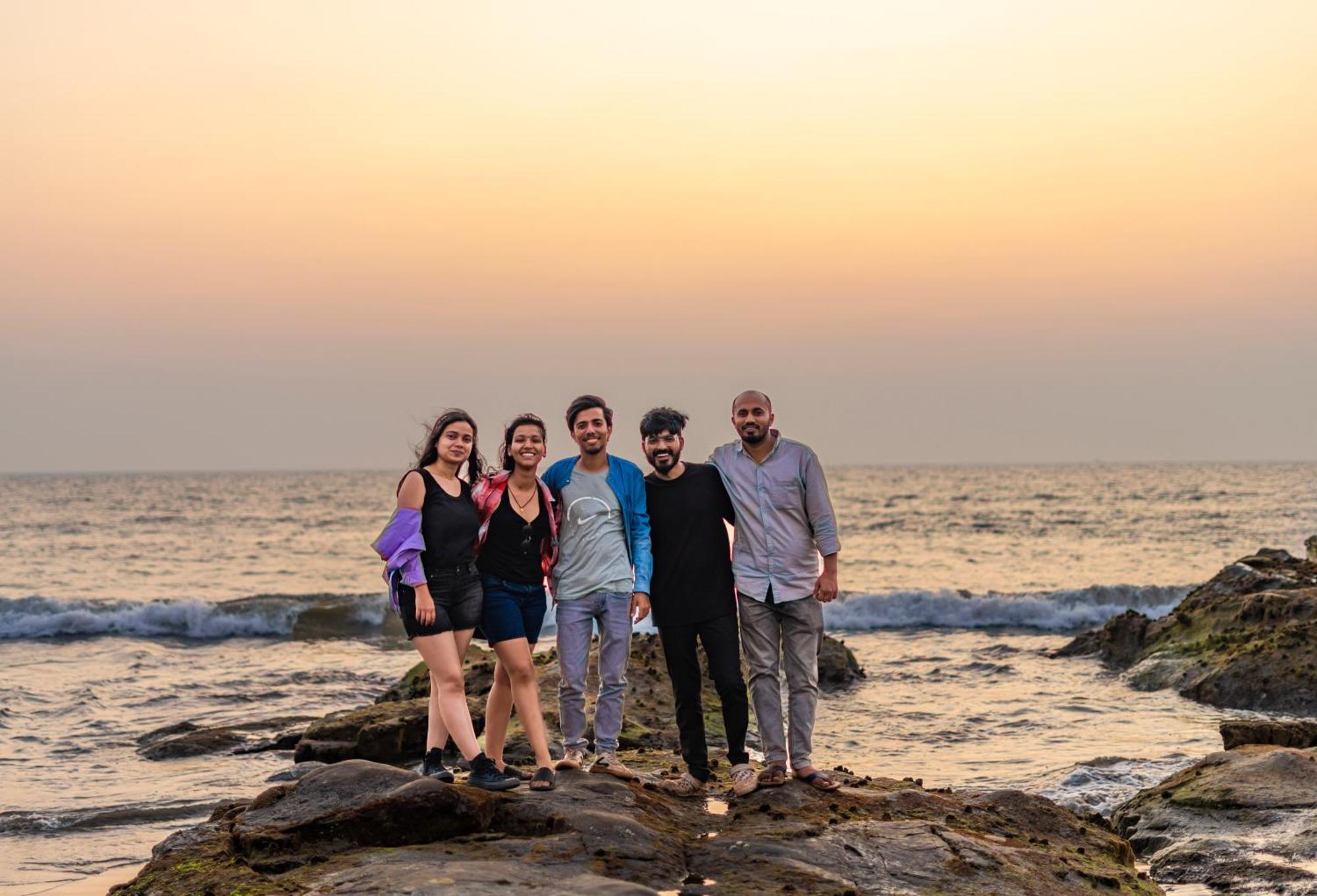Madpackers Goa Anjuna - Bar Buitenkant foto